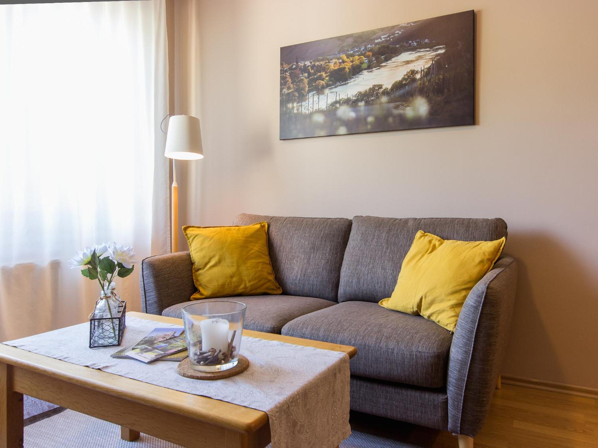 Ferienhaus Schwaab-Scherr, Genau Zwischen Bernkastel-Kues Und Traben-Trarbach, Mit Kostenlosem Oepnv-Ticket Fuer Bus Und Bahn, Parkplaetzen Und Fahrradgarage Эрден Экстерьер фото